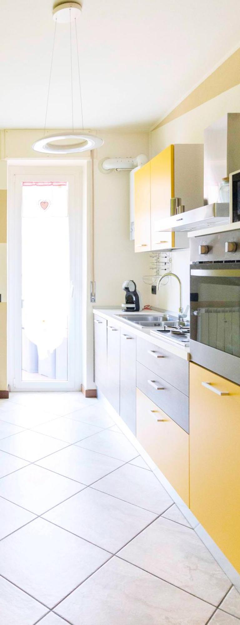 Blue Lake Arona - Cozy Apartment In City Center Екстер'єр фото